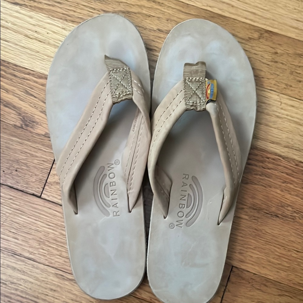 Rainbow Women's Tan Sandals
